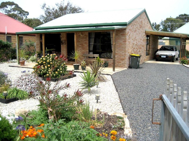 11 Bisdee Street, South Arm TAS 7022