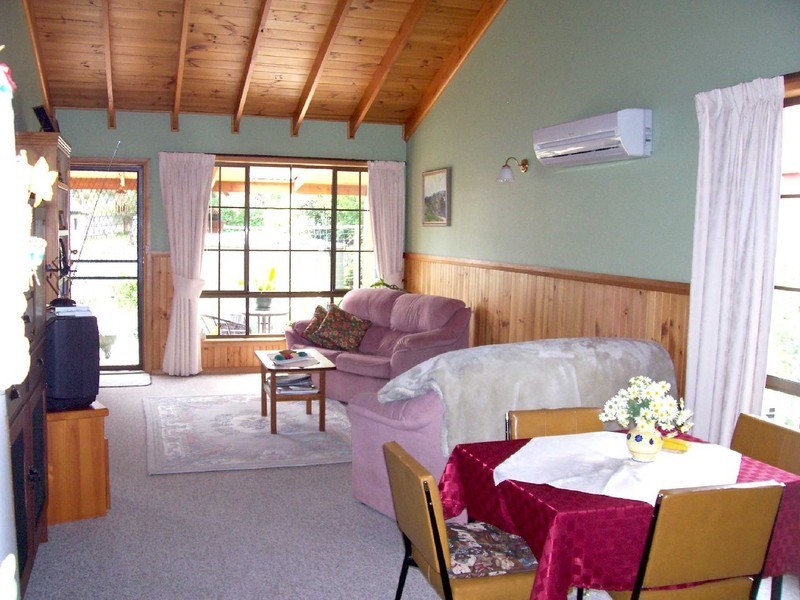 11 Bisdee Street, South Arm TAS 7022