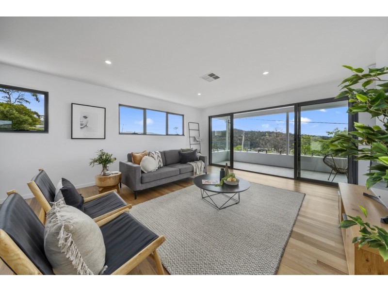 1 / 12 Auburn Road, Kingston Beach TAS 7050