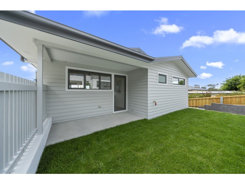1 / 12 Auburn Road, Kingston Beach TAS 7050