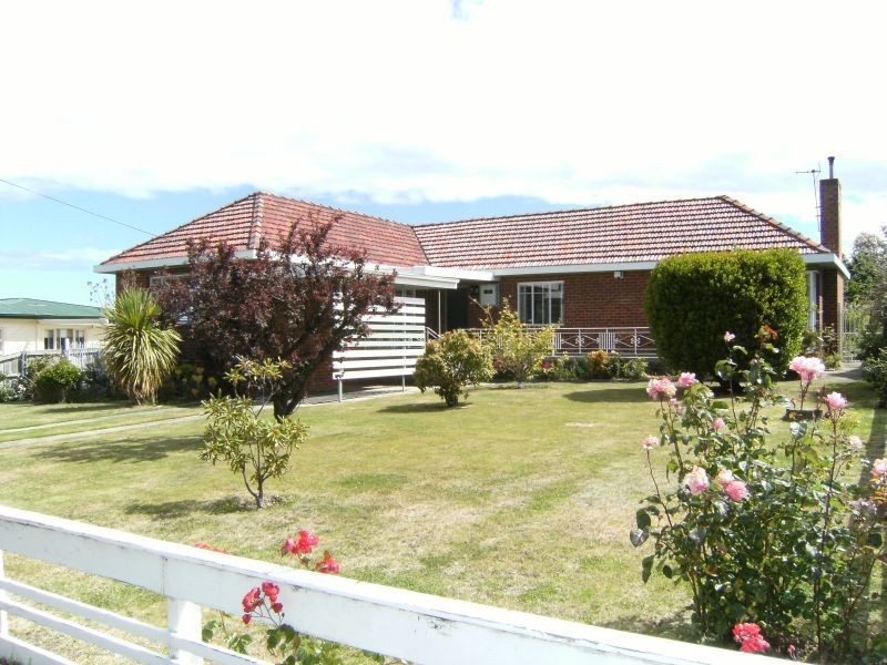 61 Howrah Road, Howrah TAS 7018