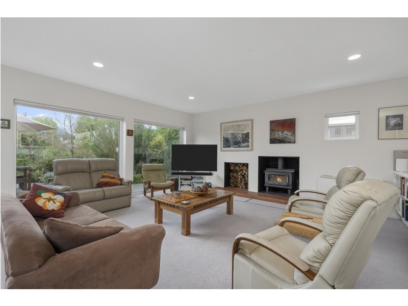 8 Windsor Street, Kingston Beach TAS 7050