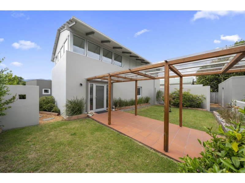 8 Windsor Street, Kingston Beach TAS 7050