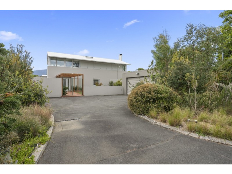8 Windsor Street, Kingston Beach TAS 7050