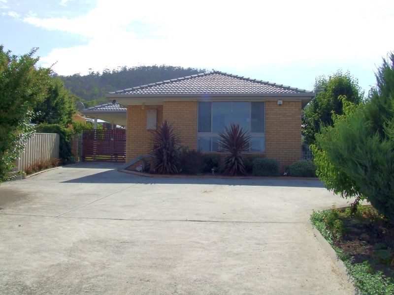 2/128  Oakdowns Parade, Oakdowns TAS 7019