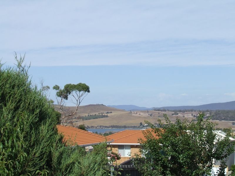 2/128  Oakdowns Parade, Oakdowns TAS 7019