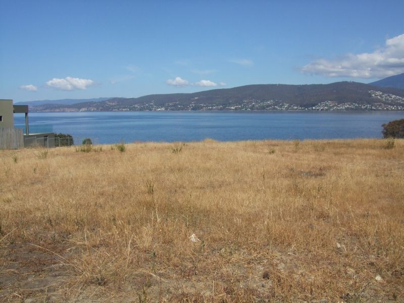 32 Pindos Drive, Tranmere TAS 7018