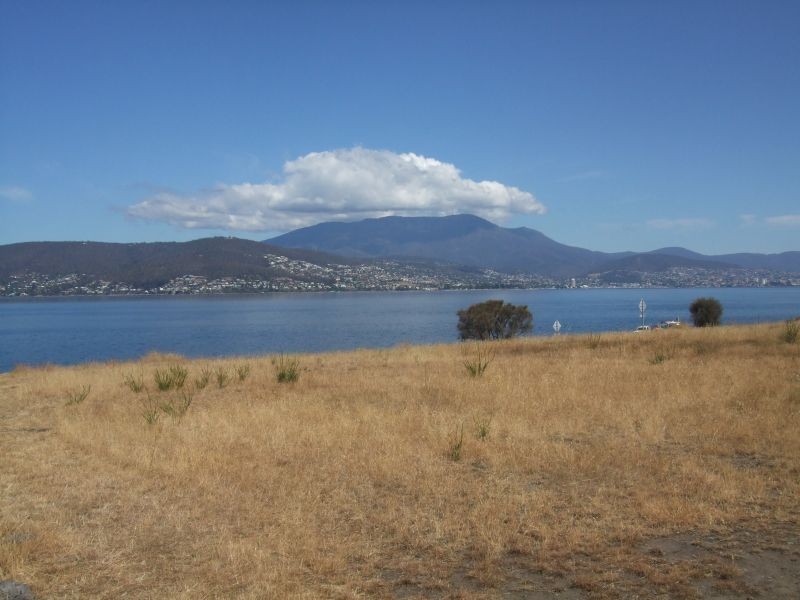 32 Pindos Drive, Tranmere TAS 7018