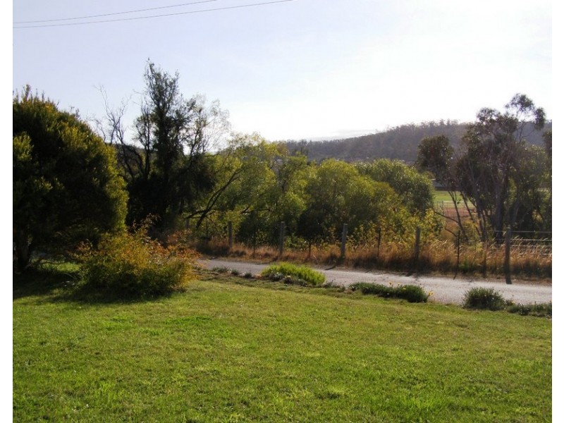 9 Droughty Point Rd, Rokeby TAS 7019