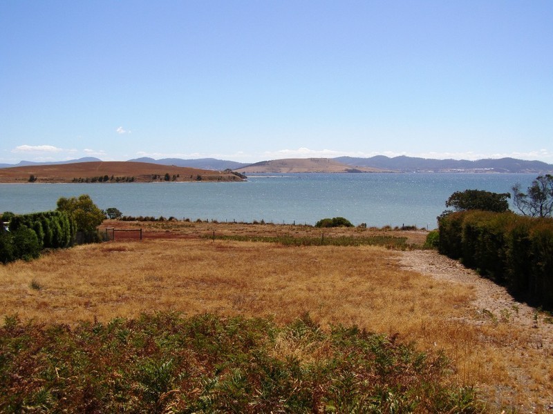 22 Meadows Place, Opossum Bay TAS 7023