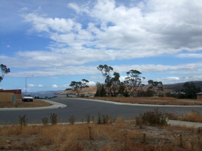 22 Cavenor Drive, Oakdowns TAS 7019