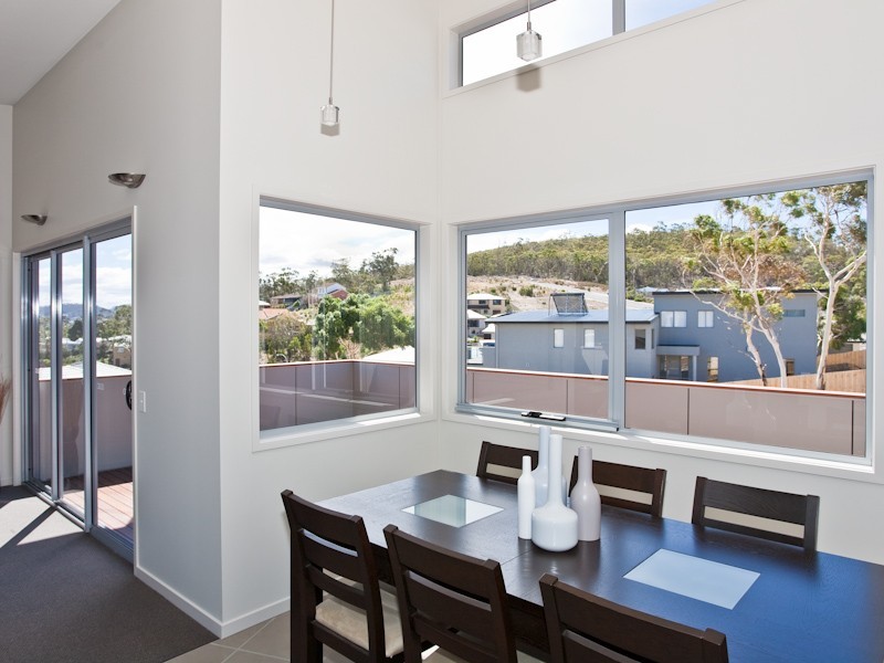 1/651 Oceana Drive, Tranmere TAS 7018