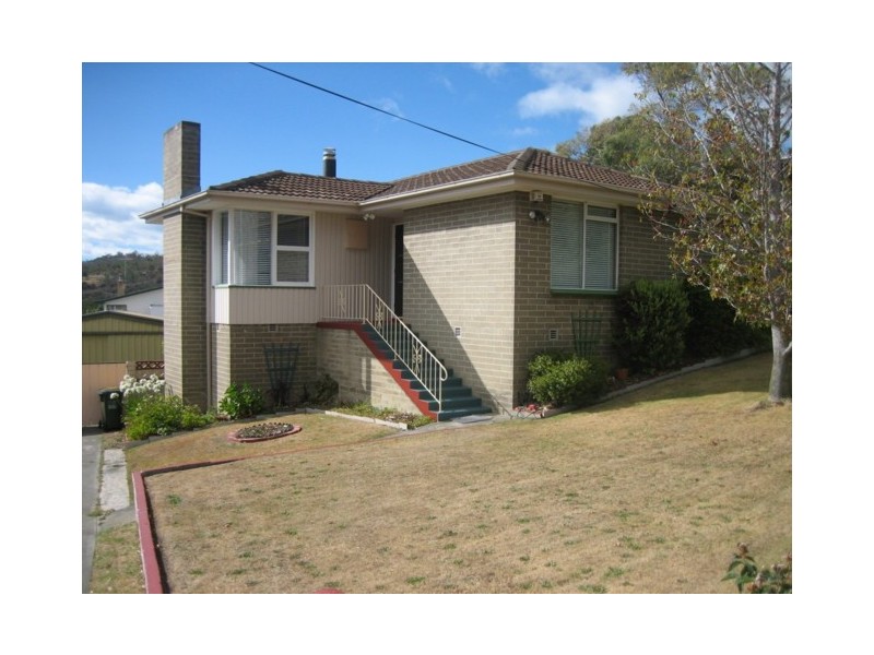 17 Derinya Street, Mornington TAS 7018