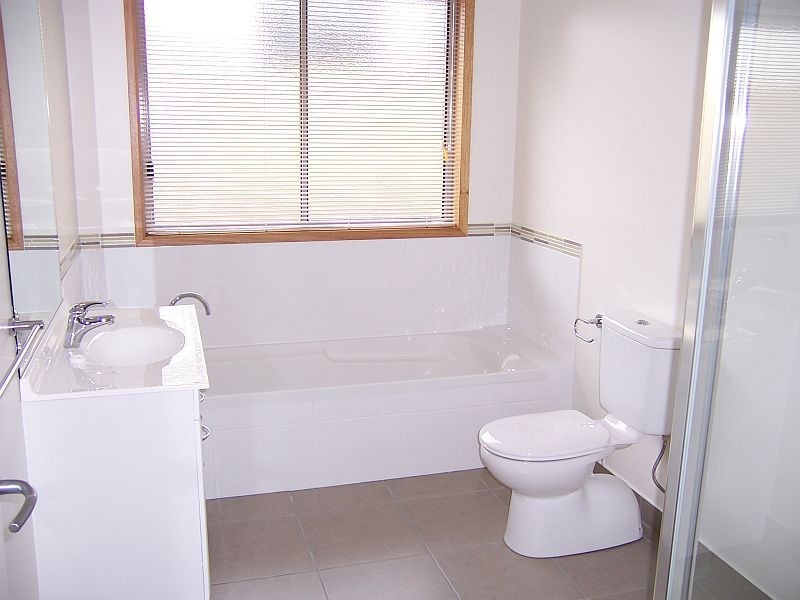 1/9 Hance Road, Howrah TAS 7018