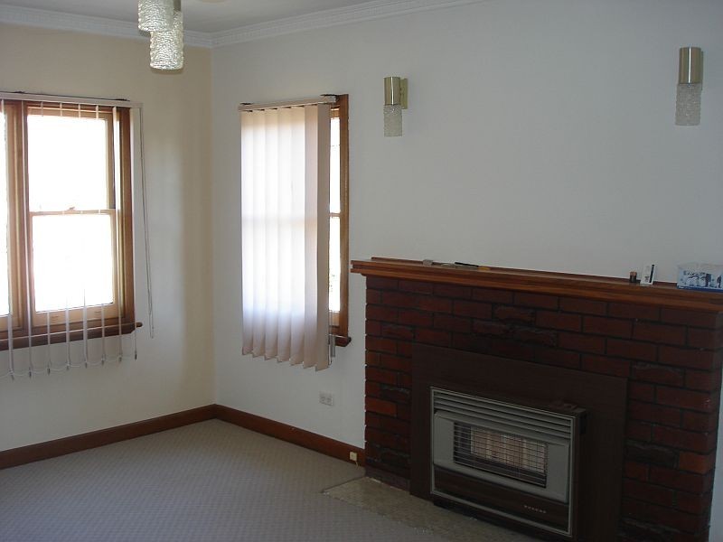 45 Corinna Road, Lindisfarne TAS 7015