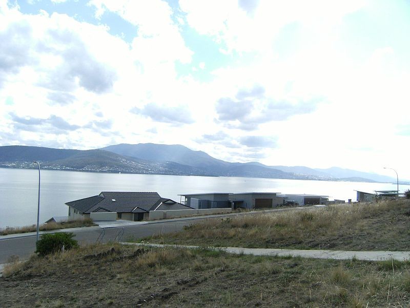 962 Oceana Drive, Tranmere TAS 7018