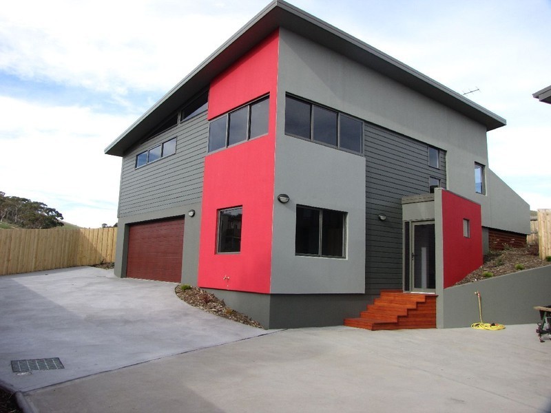 2/360 Carella, Tranmere TAS 7018