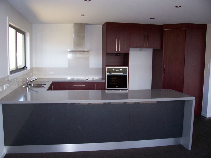 2/360 Carella, Tranmere TAS 7018