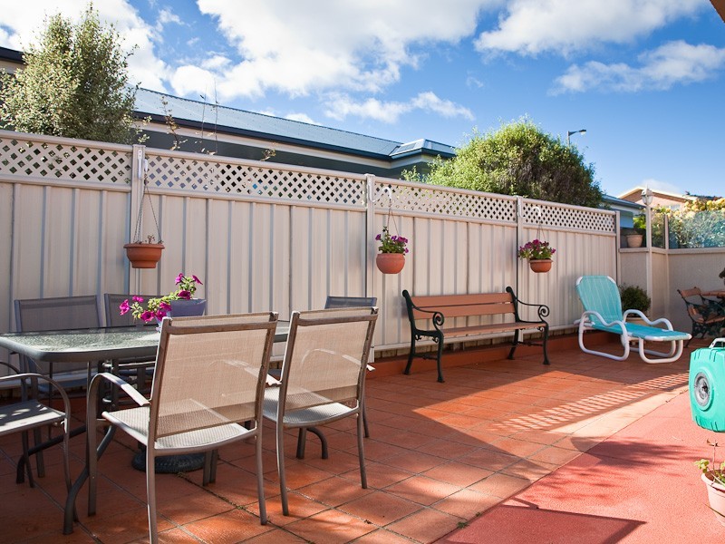 14 Pindos Drive, Tranmere TAS 7018