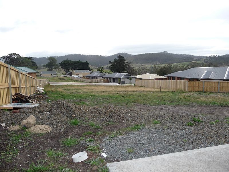 184 and 185 Threxton Way, Howrah TAS 7018