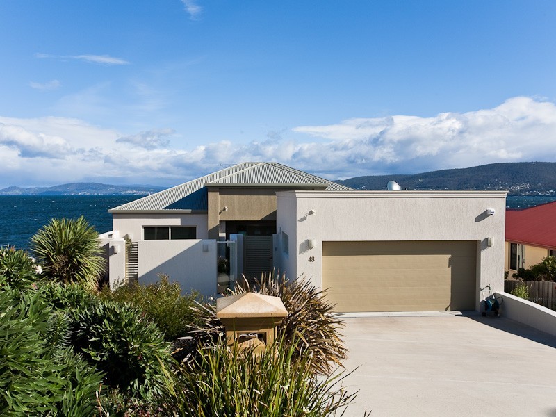48 Pindos Drive, Tranmere TAS 7018