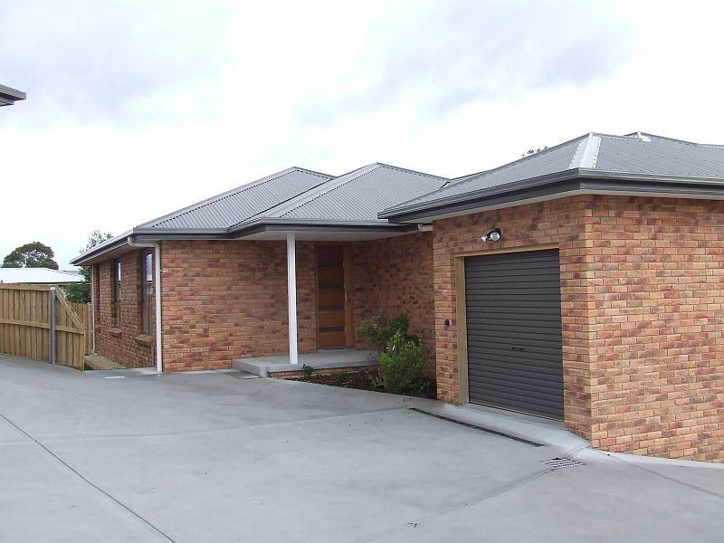 2/12 Bonnett Place, Mornington TAS 7018