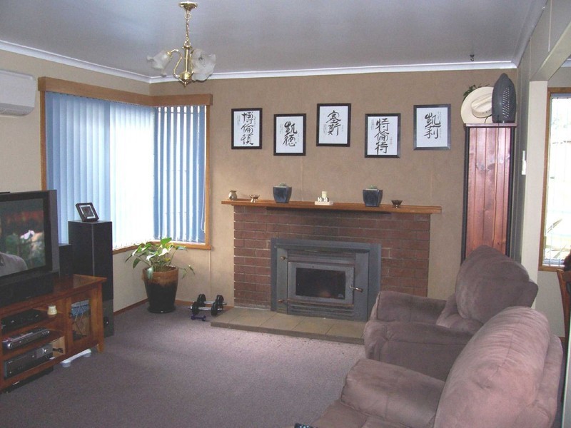 1 Diana Circle, Clarendon Vale TAS 7019