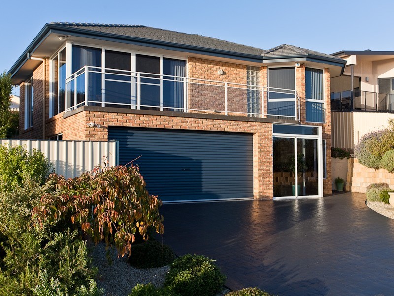 21 Pindos Drive, Tranmere TAS 7018