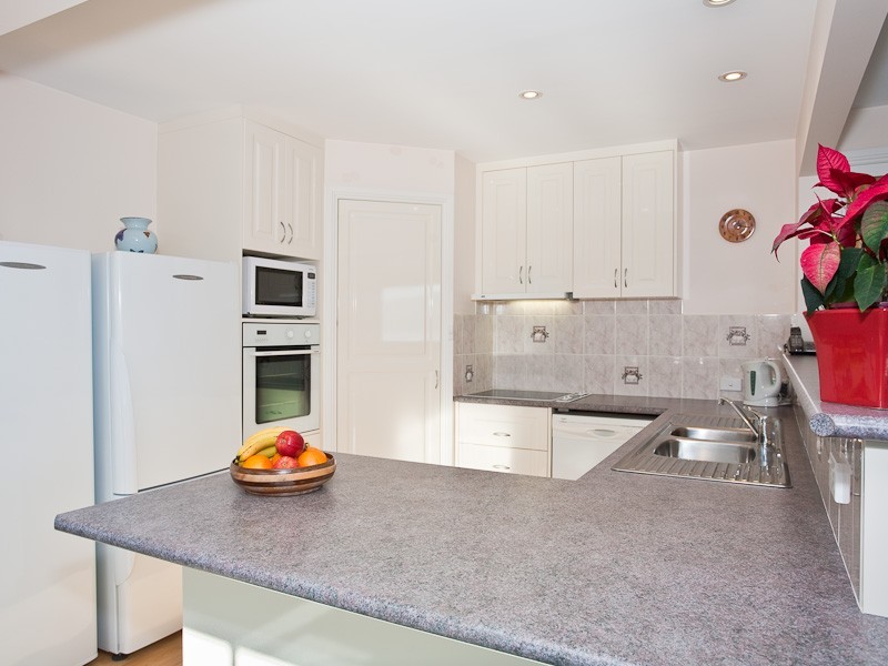 21 Pindos Drive, Tranmere TAS 7018