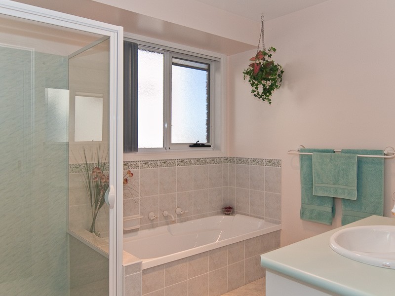 21 Pindos Drive, Tranmere TAS 7018