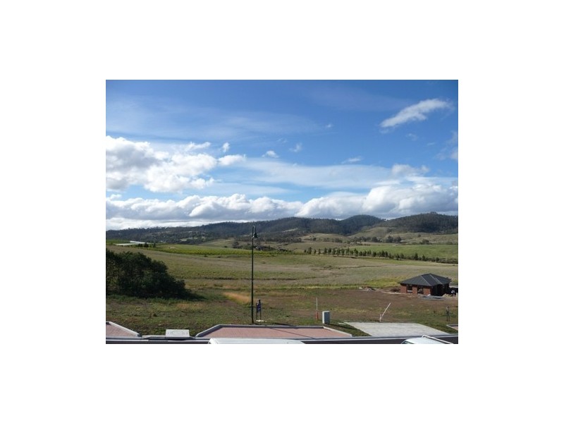 2/8 Glenfern Road, Howrah TAS 7018