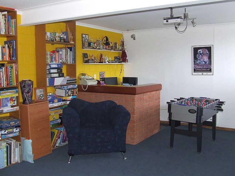 18 Sherwood Court, Lindisfarne TAS 7015