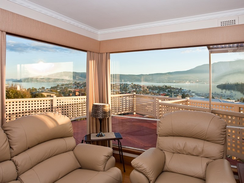 8 View Street, Bellerive TAS 7018