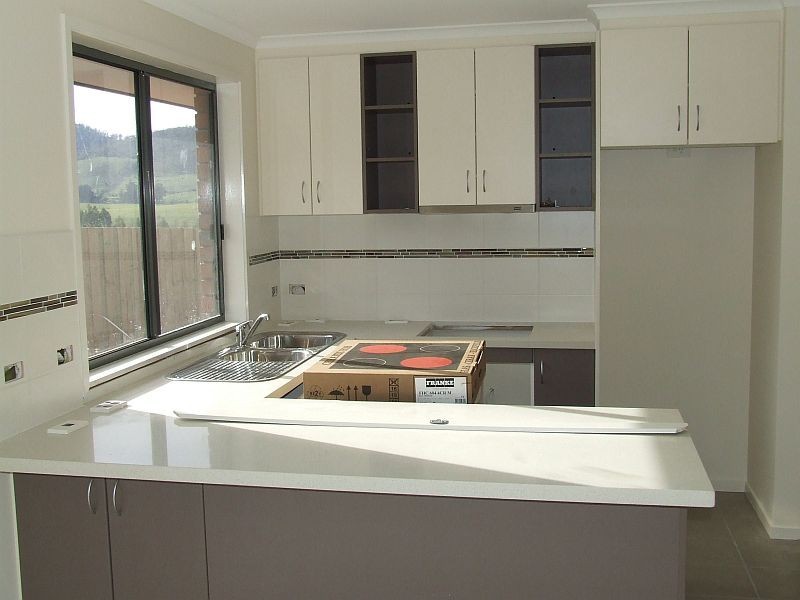 1 and 2/2  Glenfern Street, Howrah TAS 7018