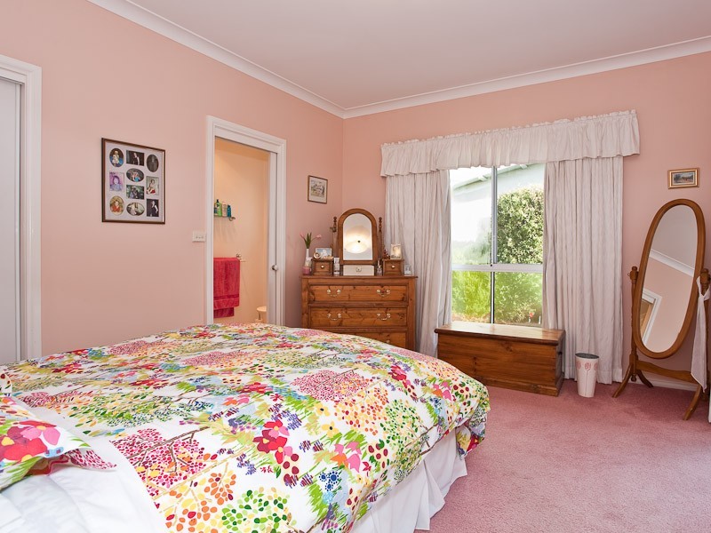 9 Pindos Drive, Tranmere TAS 7018