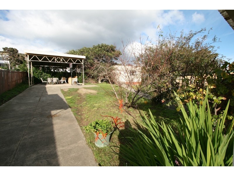 73 Esplanade, Rose Bay TAS 7015
