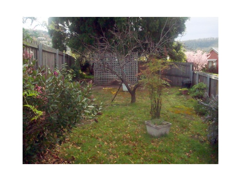 2 Silwood Avenue, Howrah TAS 7018