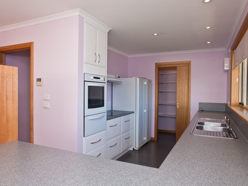 6 Trikala Place, Tranmere TAS 7018