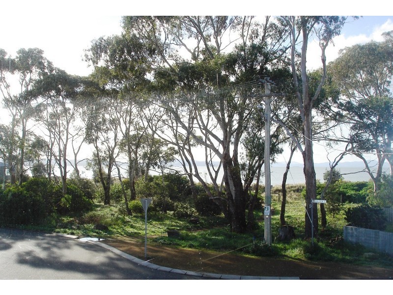 35 Balook Street, Lauderdale TAS 7021