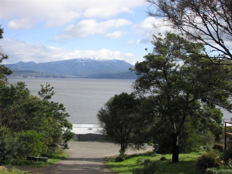 98a Blessington, South Arm TAS 7022