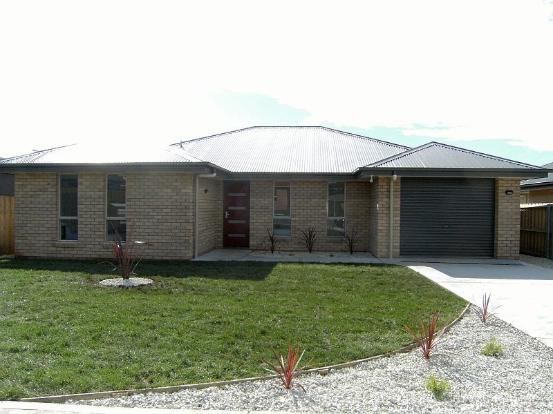 32 Glebe Hill Road, Howrah TAS 7018