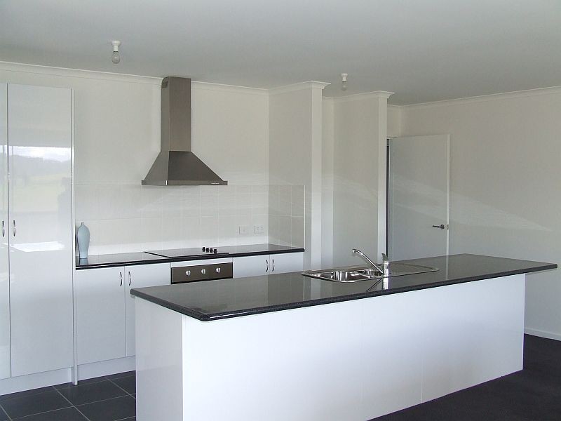 32 Glebe Hill Road, Howrah TAS 7018