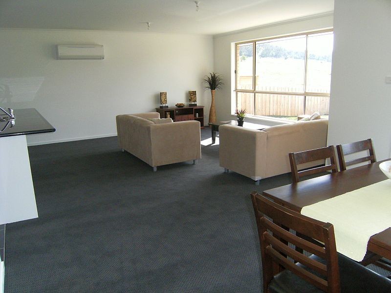 32 Glebe Hill Road, Howrah TAS 7018