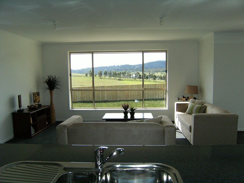 32 Glebe Hill Road, Howrah TAS 7018