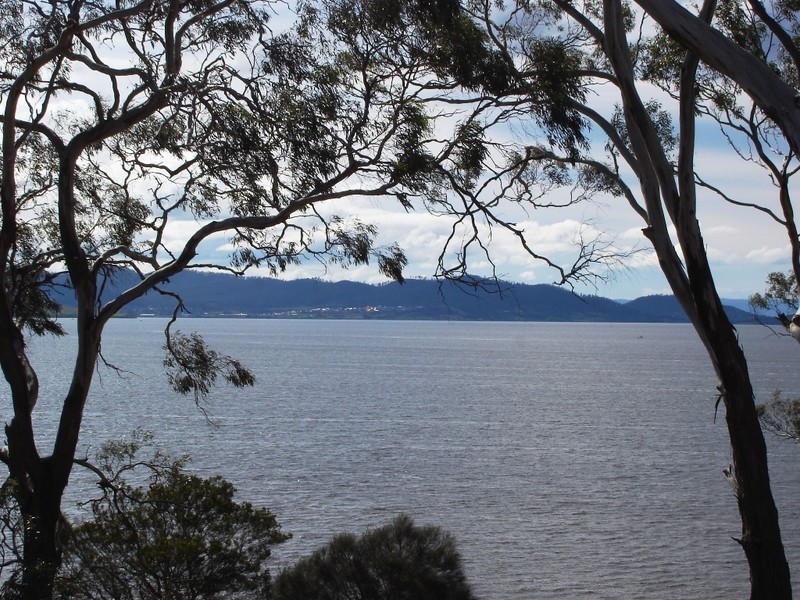 71 Bangor Road, Opossum Bay TAS 7023