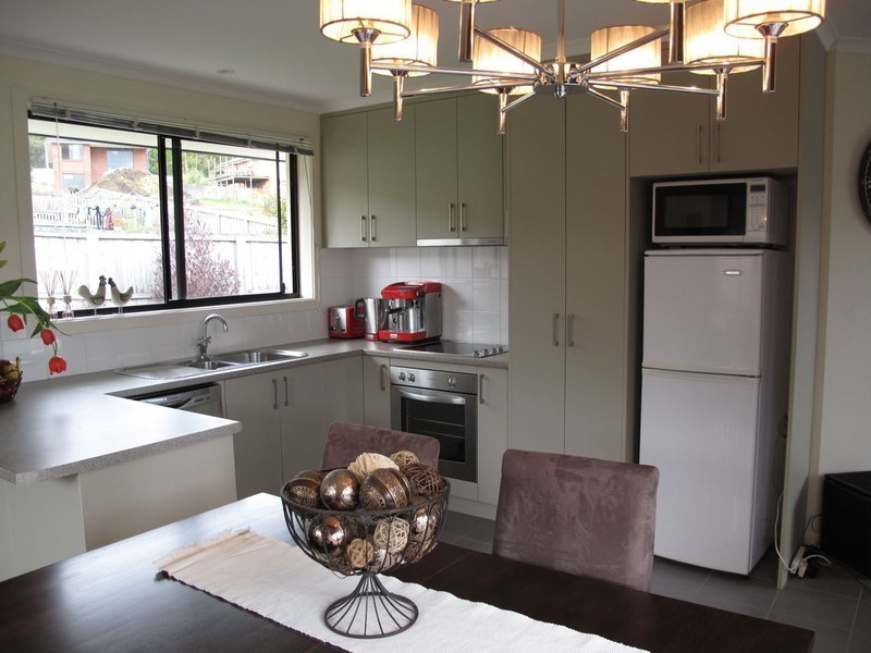 2/6 Ivy Close, Oakdowns TAS 7019