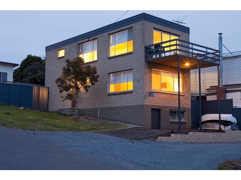 28 Pier Road, Opossum Bay TAS 7023