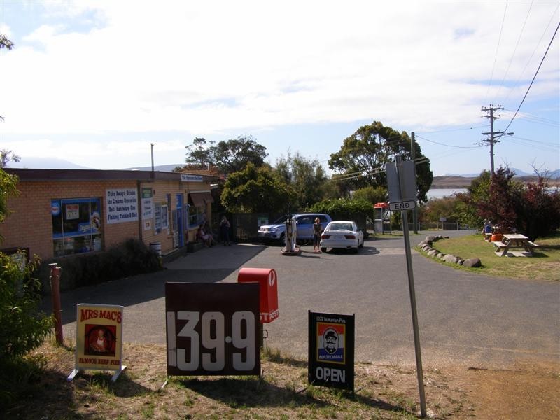 2-4 Pier Road, Opossum Bay TAS 7023