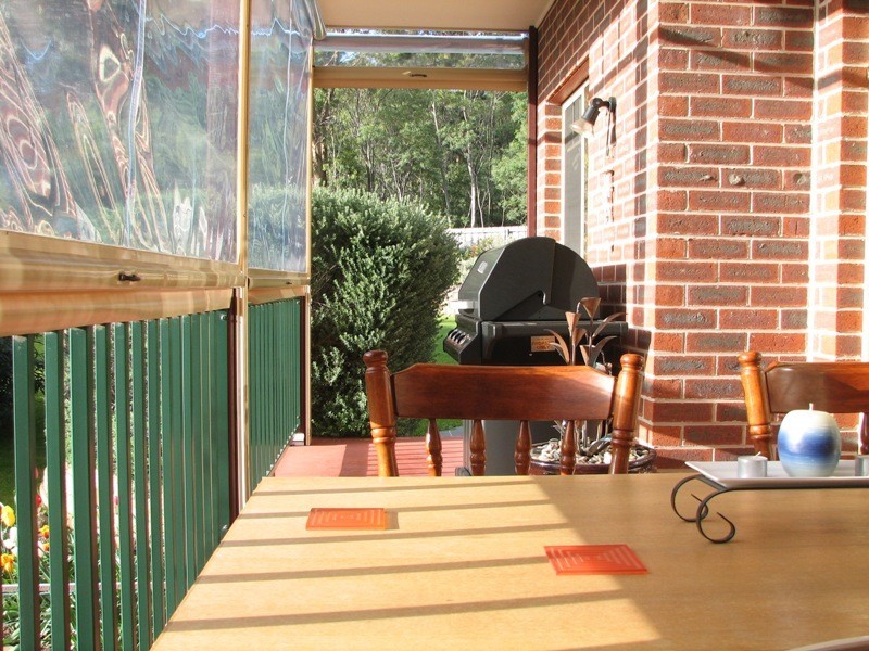 27 Katrina Court, Lindisfarne TAS 7015