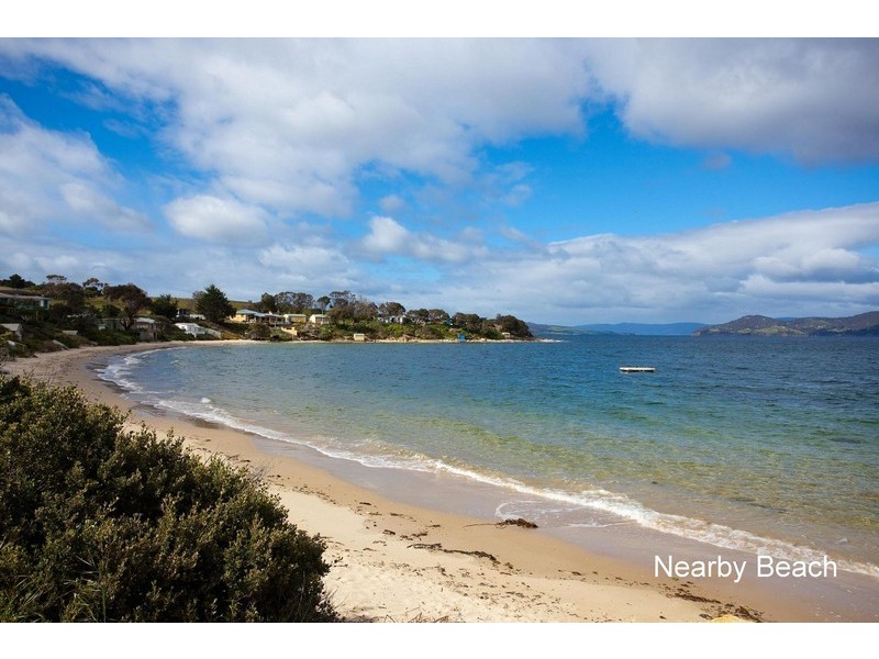 8  Gellibrand Lane, Opossum Bay TAS 7023